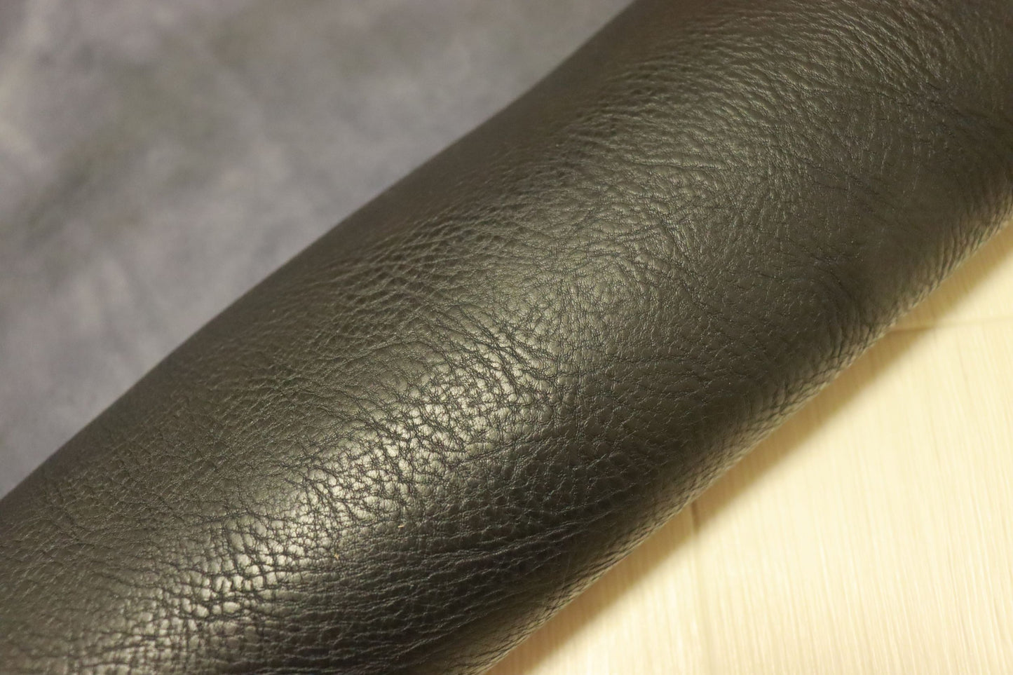 ds75円!新入荷!上質!ダークネイビー ダコタオイルヌメ ショルダー 99ds