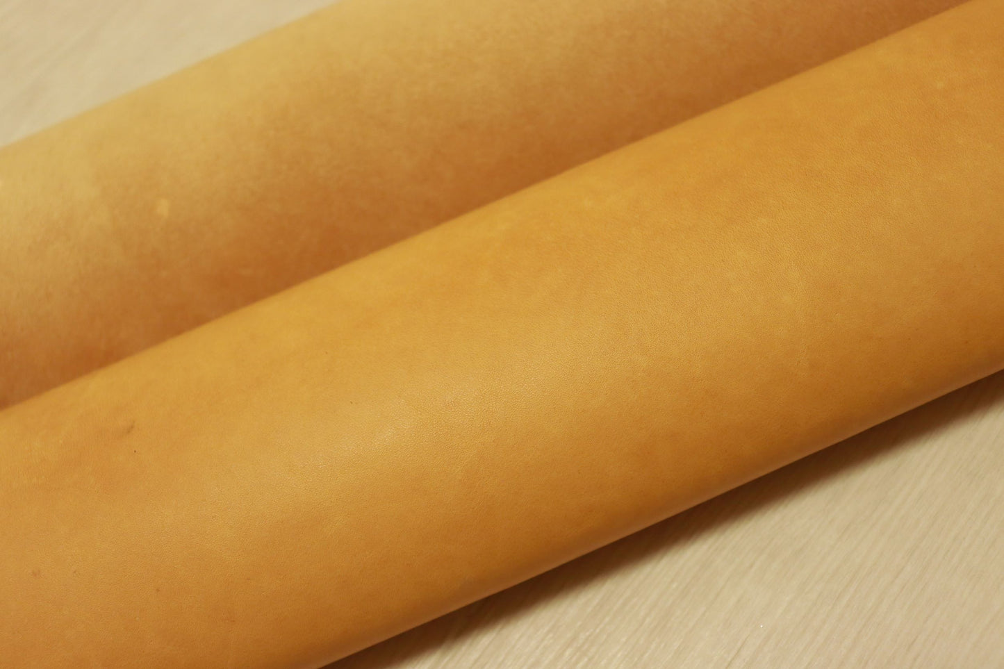 ds72円!新入荷!上質!イエローキャメル オイルヌメ ショルダー 137ds