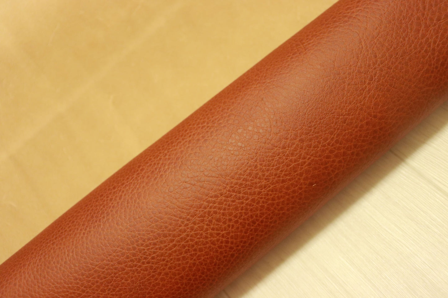 ds78円!新入荷!上質!レッドブラウン」 ショルダー シュリンク加工 ヌメ革 143ds