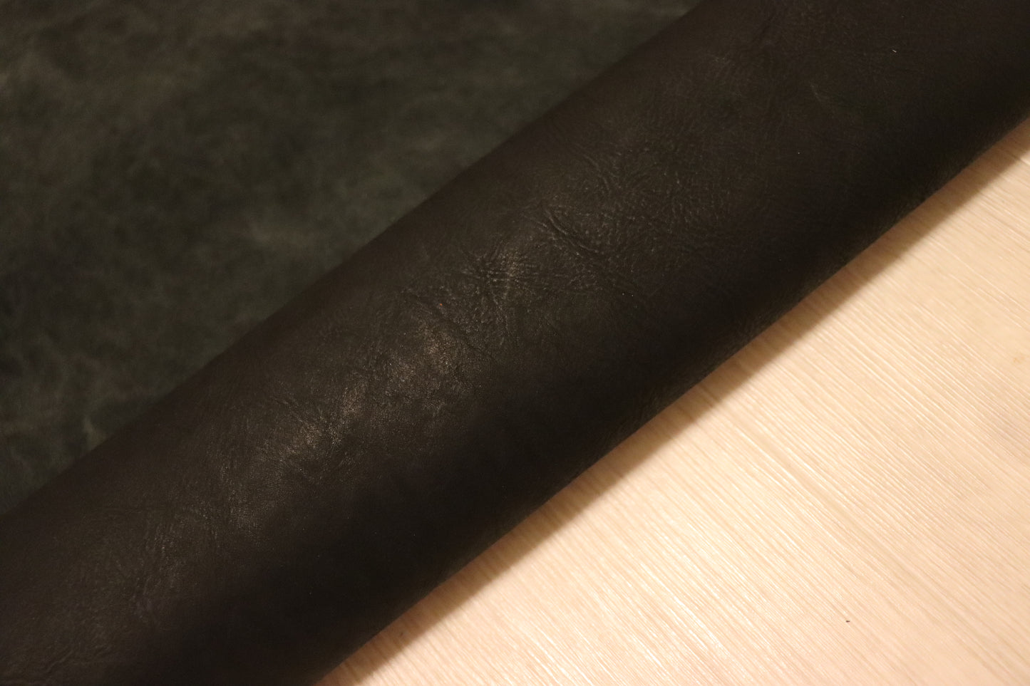 ds75円！イタリアンレザー　ショルダー　ダコタ　ブラック　オイルヌメ　120ds