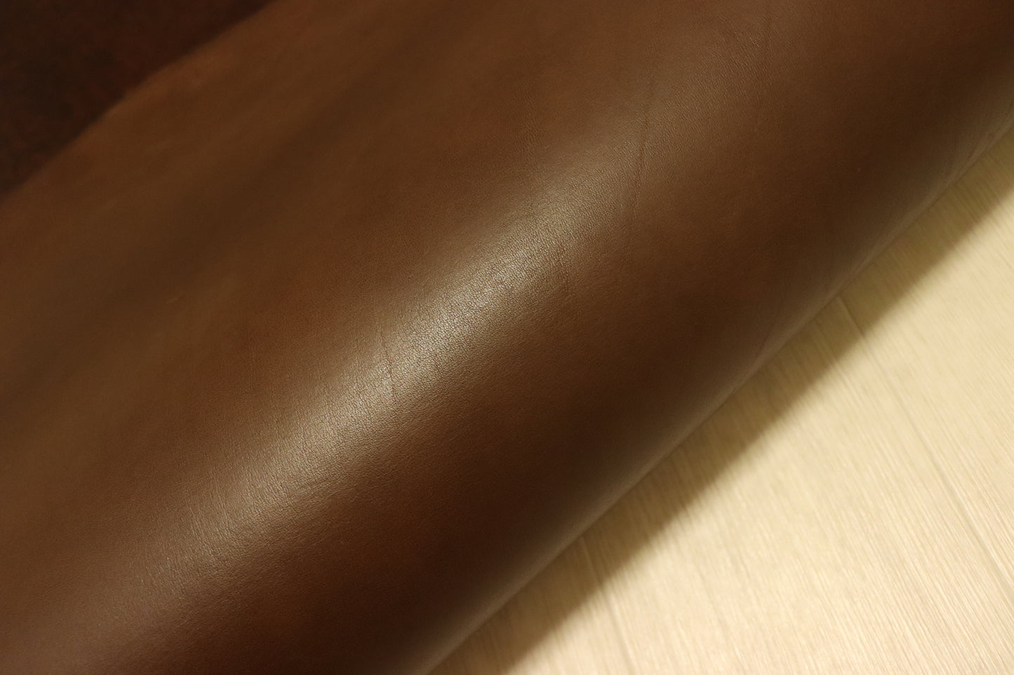 ds75円！新入荷!CONCERIA 800社 ヴィンテージ 極厚オイルヌメ ショルダー 122ds