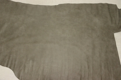 ds25円！イタリアンレザー 　モカグレー　吟すり加工　ハギレ　216ds