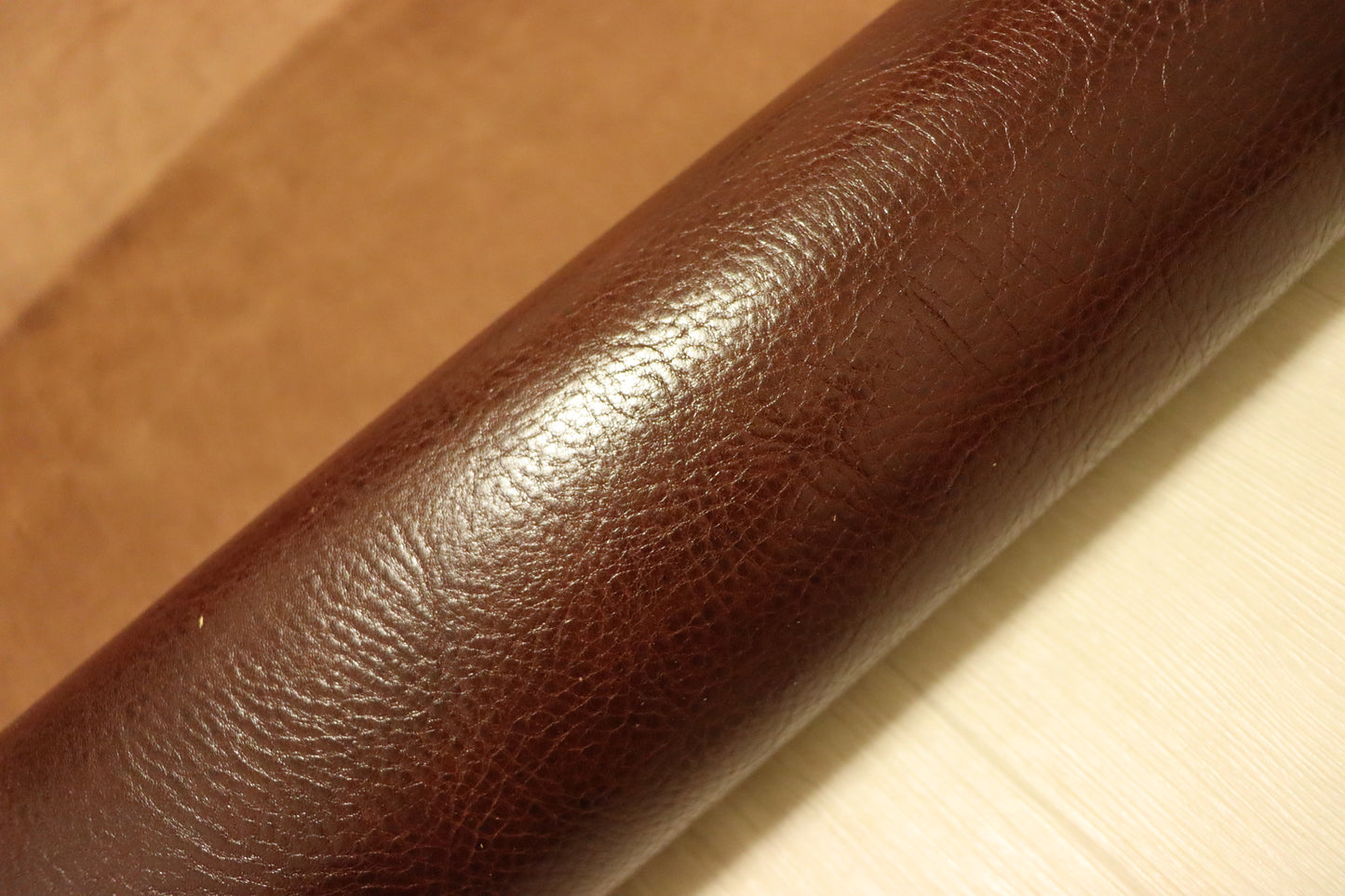ds75円！トスカーナ　マロンブラウン　シュリンク加工　ショルダー　オイルヌメ　143ds