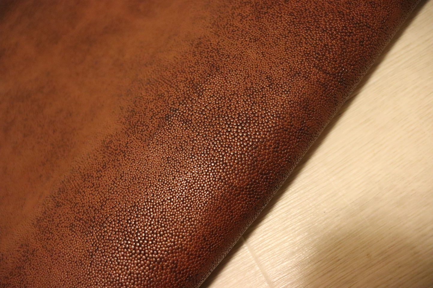 ds75円！新入荷！イタリアンレザー　ムラ染加工　ショルダー　レッドブラウン　115ds