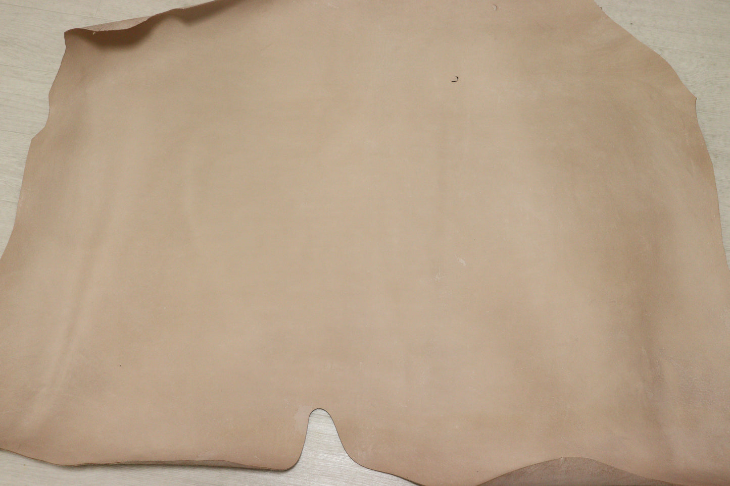 ds28円！訳あり　カーフヌメ　ナチュラル　130ds