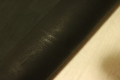 ds25円！新入荷！ブラック　スムース加工　ヌメ革　豚革　130ds