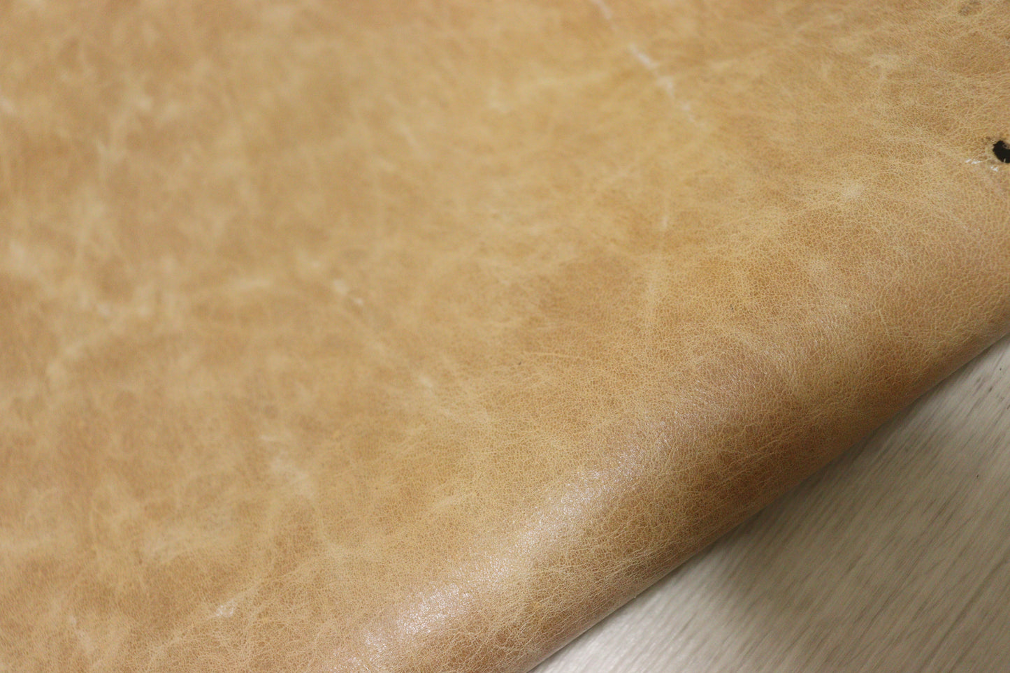 ds28円！ 新入荷！オークルブラウン　プルアップ加工　ポニー　134ds