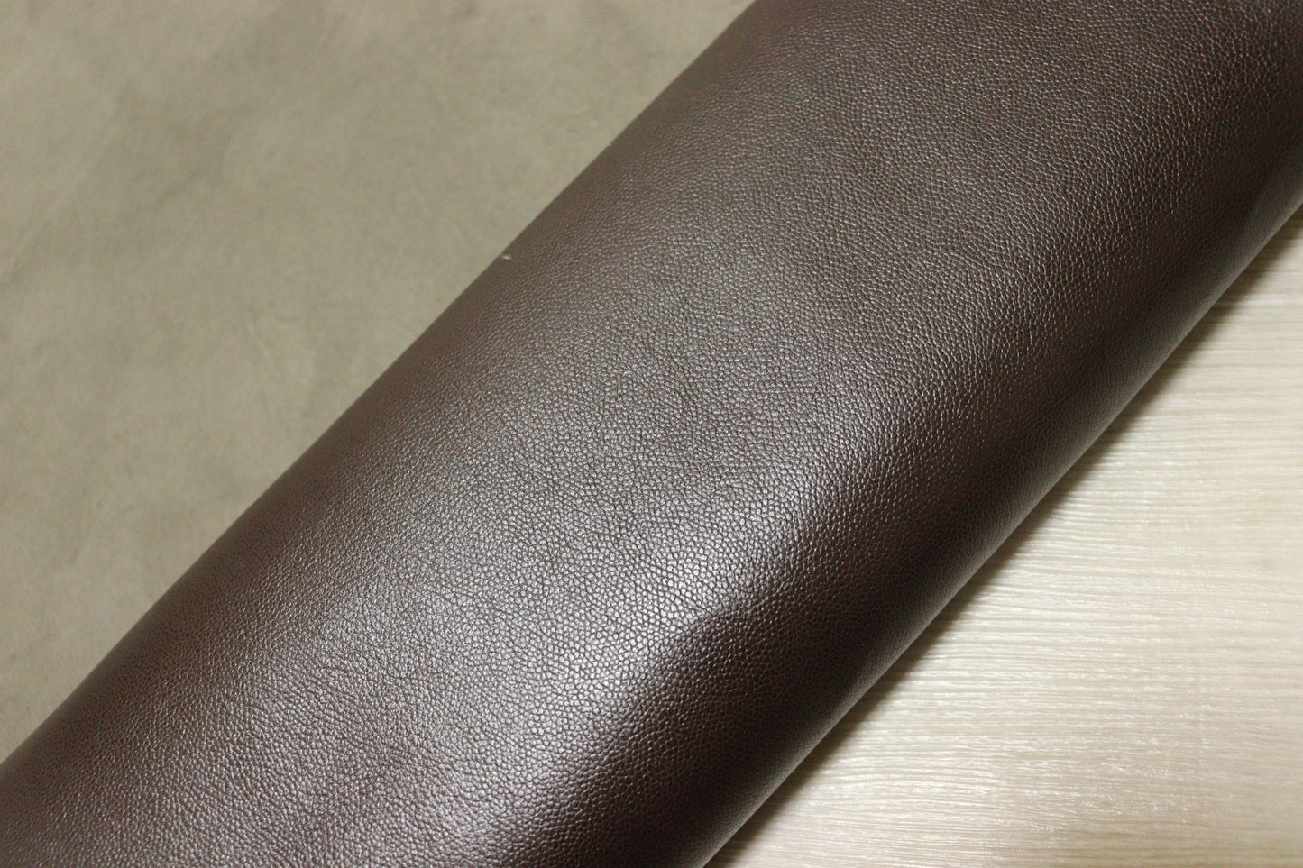 ds28円！新入荷！ビッツ型押し　チョコブラウン　80ds