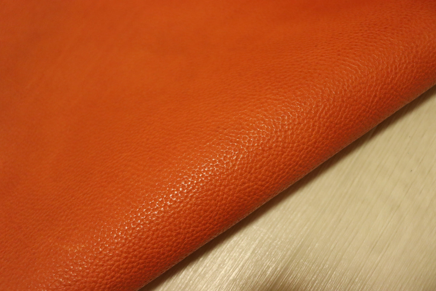 ds72円！ITALPEL　ショルダー　ヌメ革　オレンジ　シボ型押し　118ds