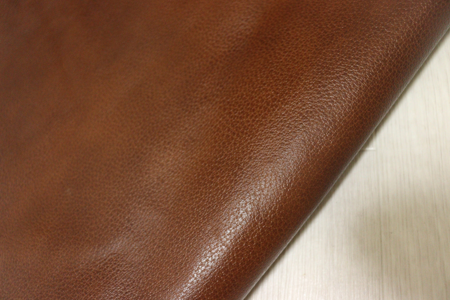 ds28円！新入荷！マロンブラウン　アンチック加工　シボ型押し　275ds