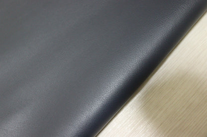 ds28円！新入荷！イタリアンレザー　ネイビー　弱シュリンク加工　172ds