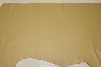ds28円！新入荷！イタリアンレザー　オークル　スムース加工　174ds