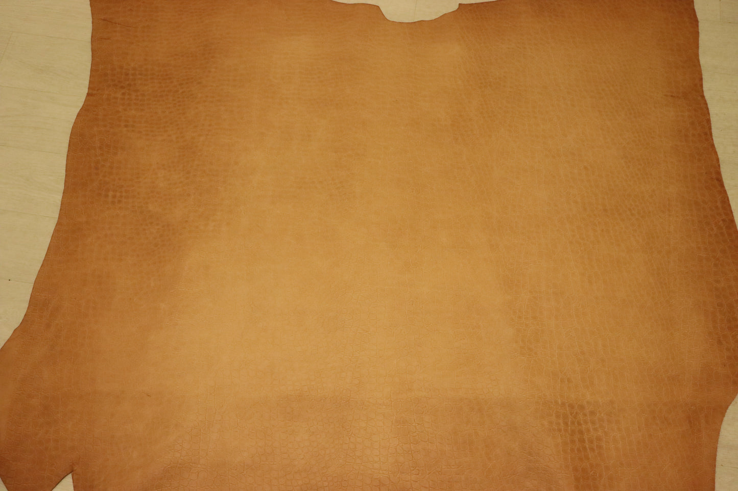 ds70円！イタリアンレザー　ショルダー　クロコ型押し　ヌメ革　140ds