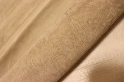 ds25円！新入荷！イタリアンレザー　吟すり加工　ハギレ　ムラ染　ベージュブラウン　140ds