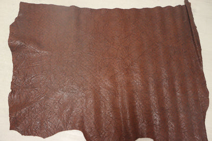 ds70円！イタリアンレザー　ショルダー　絞り加工×エンボス　オイルヌメ　110ds