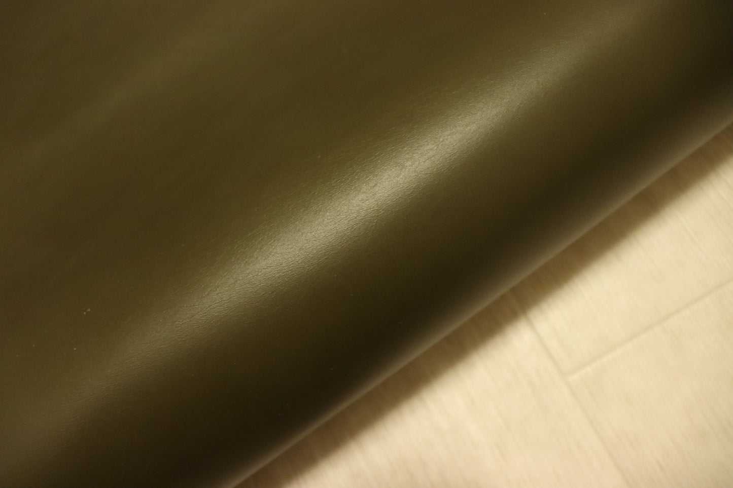 ds75円！新入荷！上質　ショルダー　オイルヌメ　オリーブ　150ds