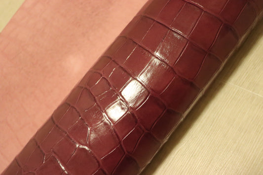ds28円！新入荷!姫路レザー　グレープ　クロコ型押し　顔料仕上げ　300ds