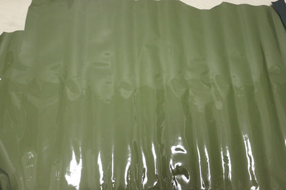 ds22円！やや訳あり　イタリアンレザー　抹茶グリーン　エナメル　130ds