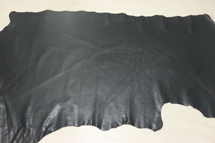 ds45円！イタリアンレザー　オイルヌメ　ブラック　ナッパ　140ds