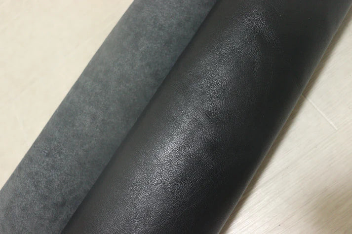 ds45円！イタリアンレザー　オイルヌメ　ブラック　ナッパ　140ds