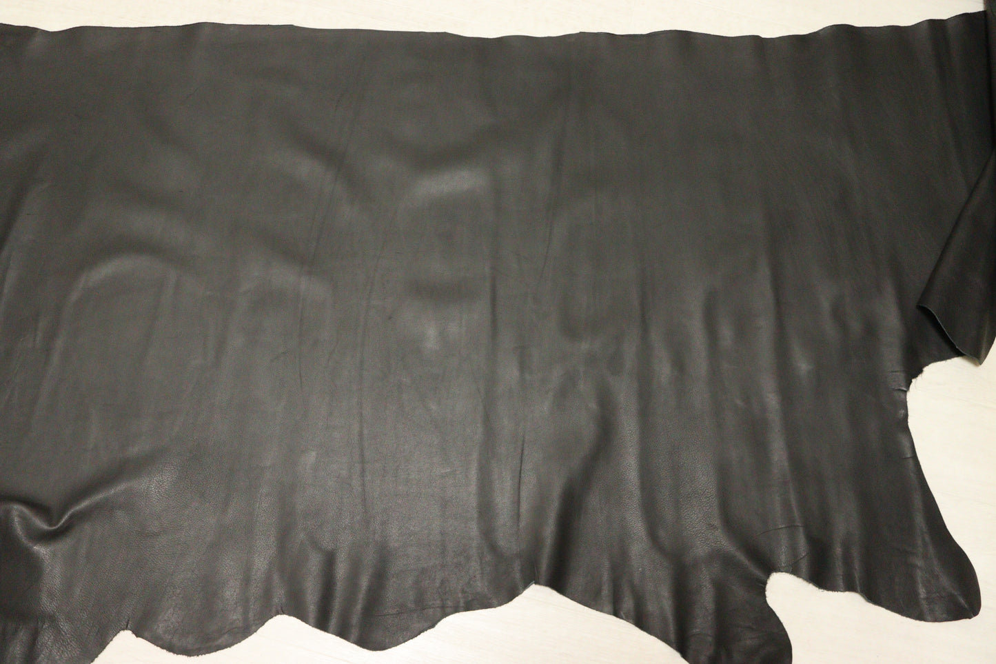 ds28円！新入荷！ブラック　スムース加工　160ds