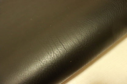 ds75円！新入荷！上質！イタリアンレザー　厚手　オイルヌメ　ショルダー　ブラック　150ds