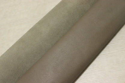 ds28円！新入荷！イタリアンレザー　ALASKA　オリーブ系　スムース加工　200ds