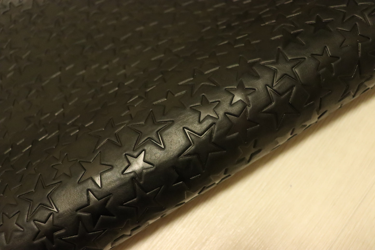 ds75円！新入荷！スター型押し　オイルヌメ　ブラック　ショルダー　140ds