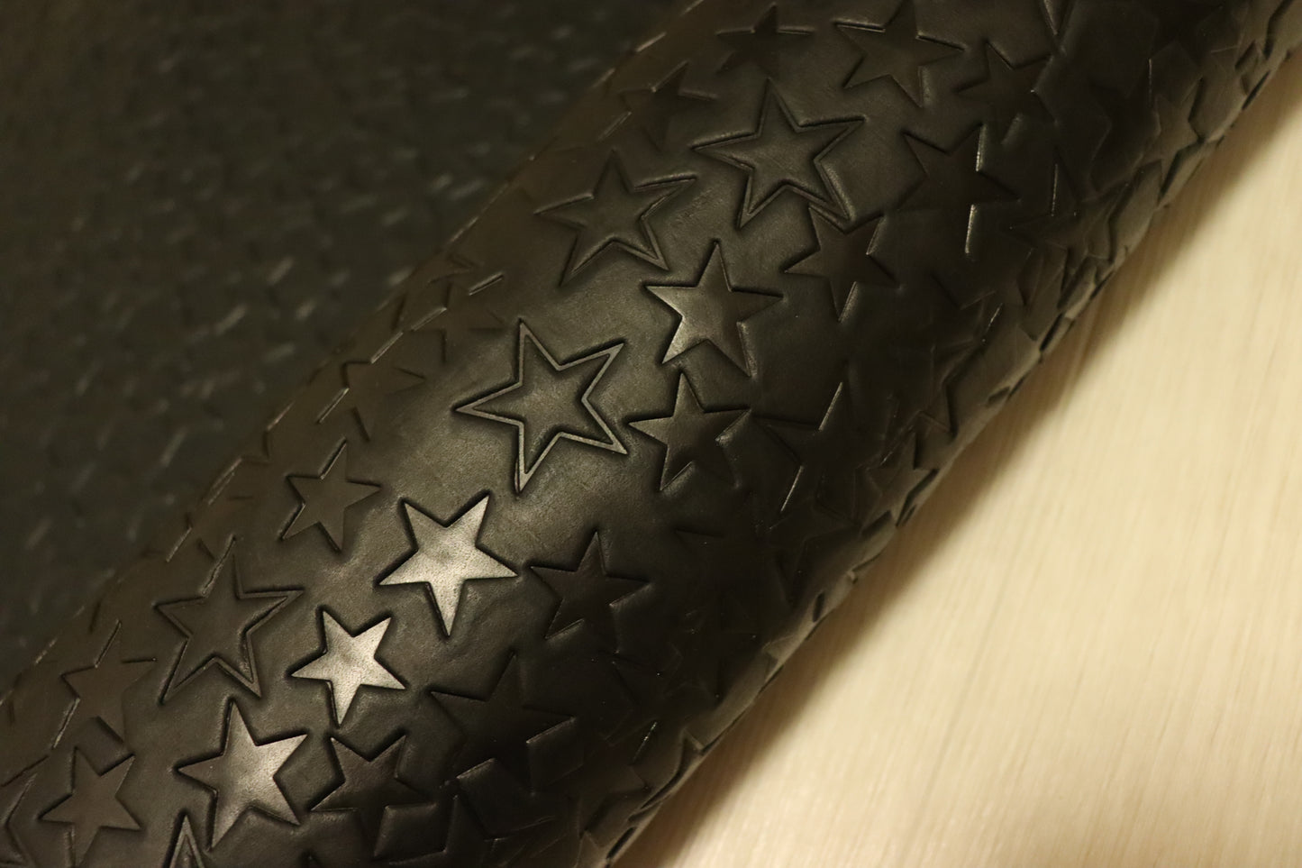 ds75円！新入荷！スター型押し　オイルヌメ　ブラック　ショルダー　140ds