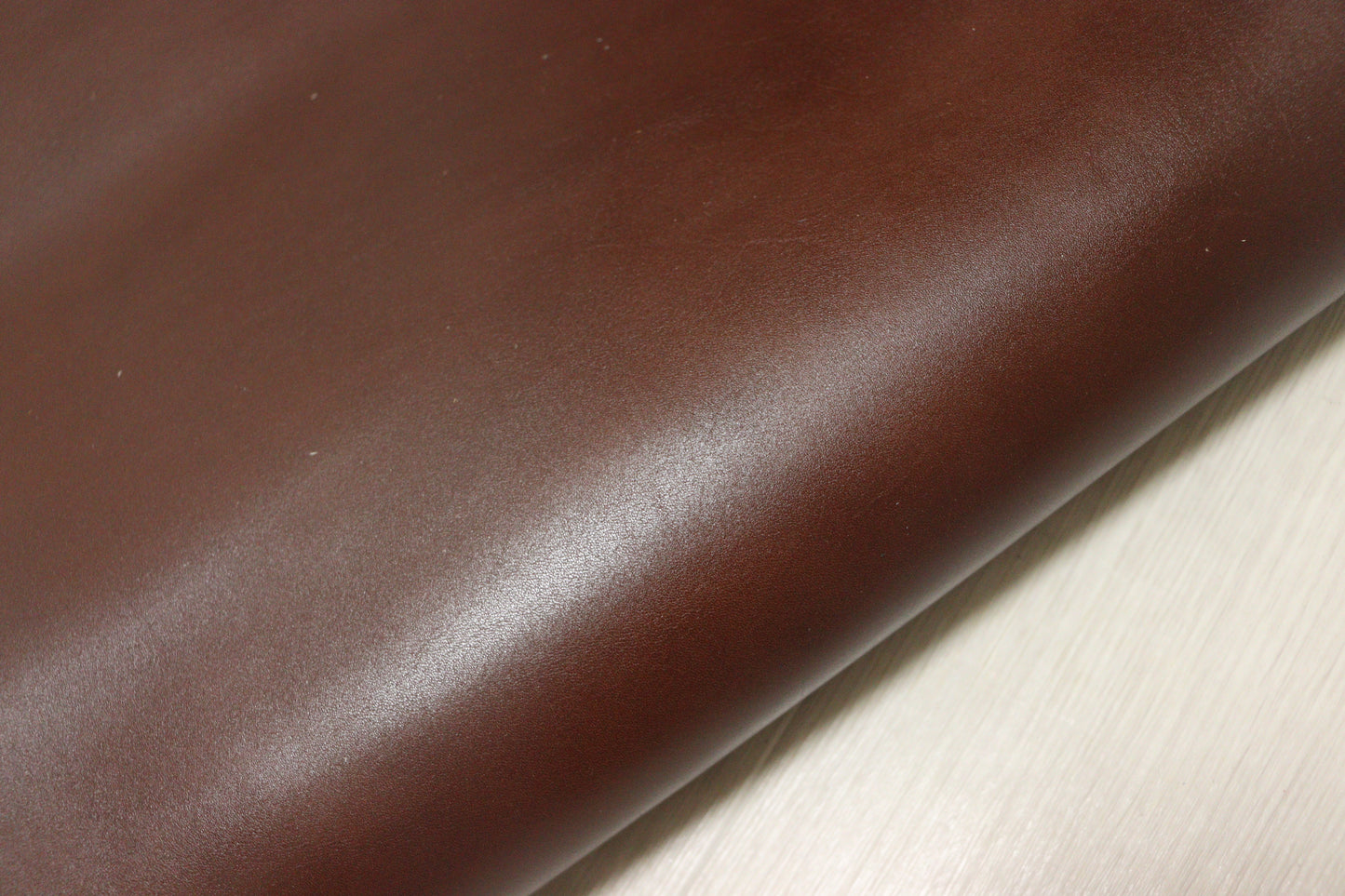 ds28円！新入荷！顔料仕上げ　マロンブラウン　大きめハギレ　200ds