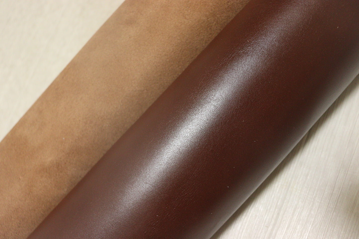 ds28円！新入荷！顔料仕上げ　マロンブラウン　大きめハギレ　200ds