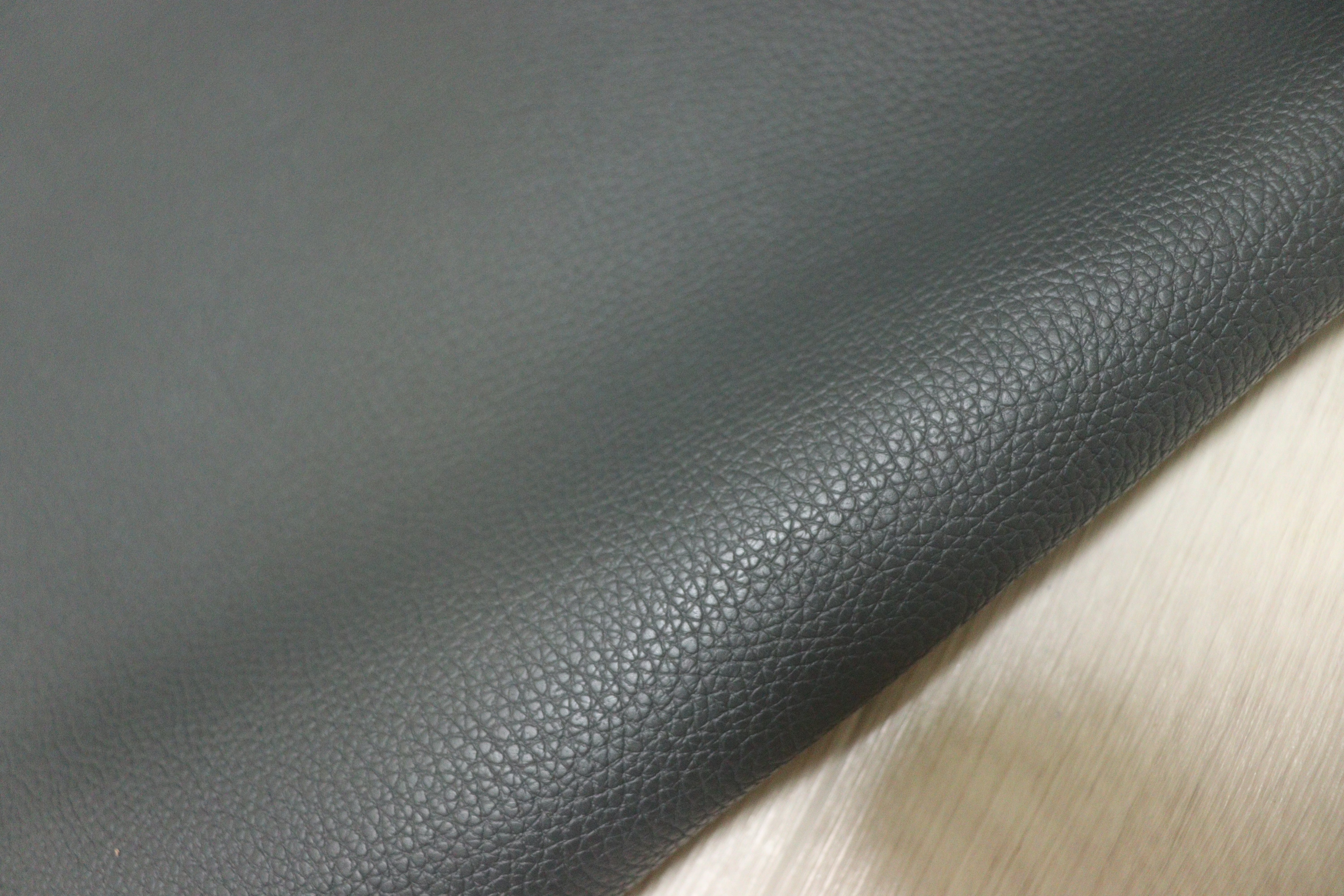 ds28円！新入荷！イタリアンレザー もちもち グレー シボ型押し 225ds