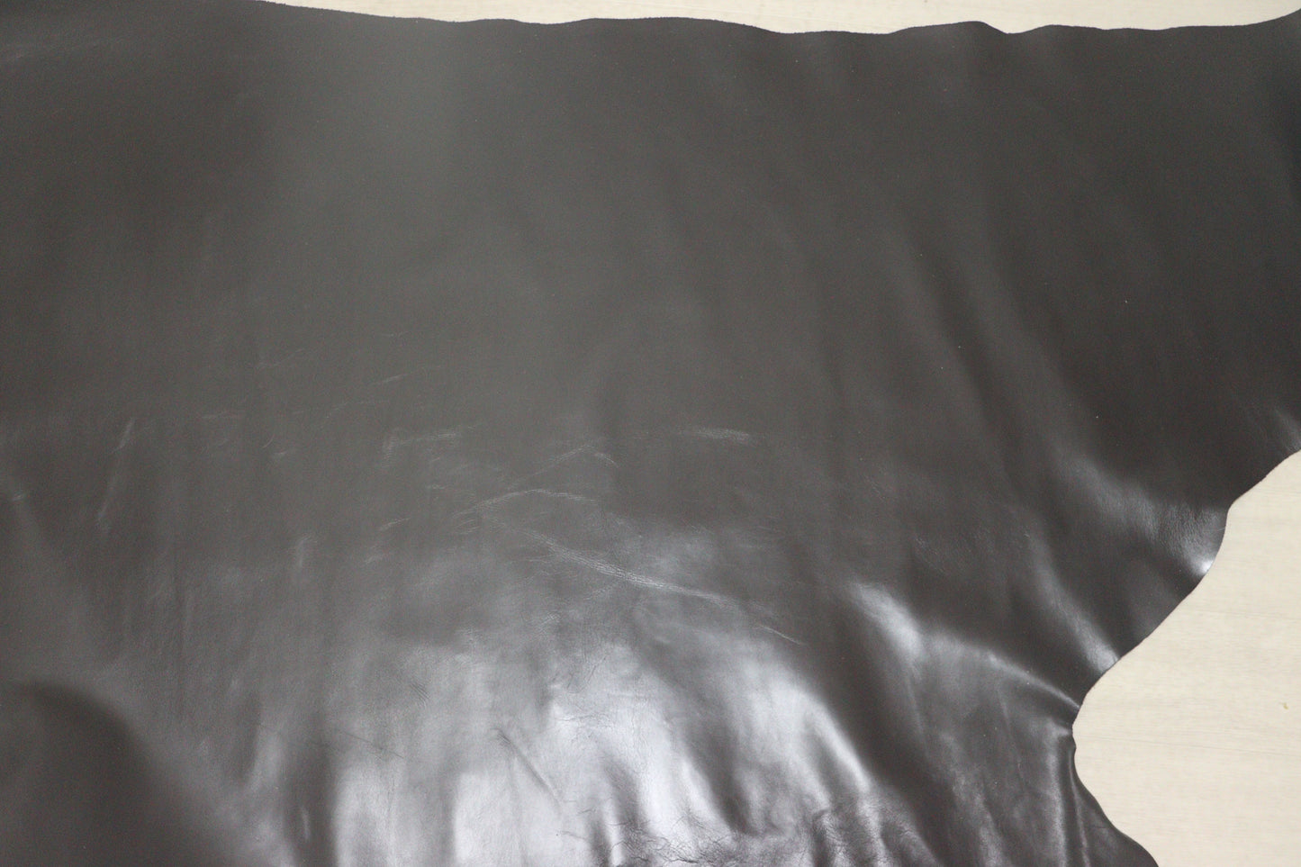 ds28円！新入荷！ダークブラウン　スムース加工　255ds