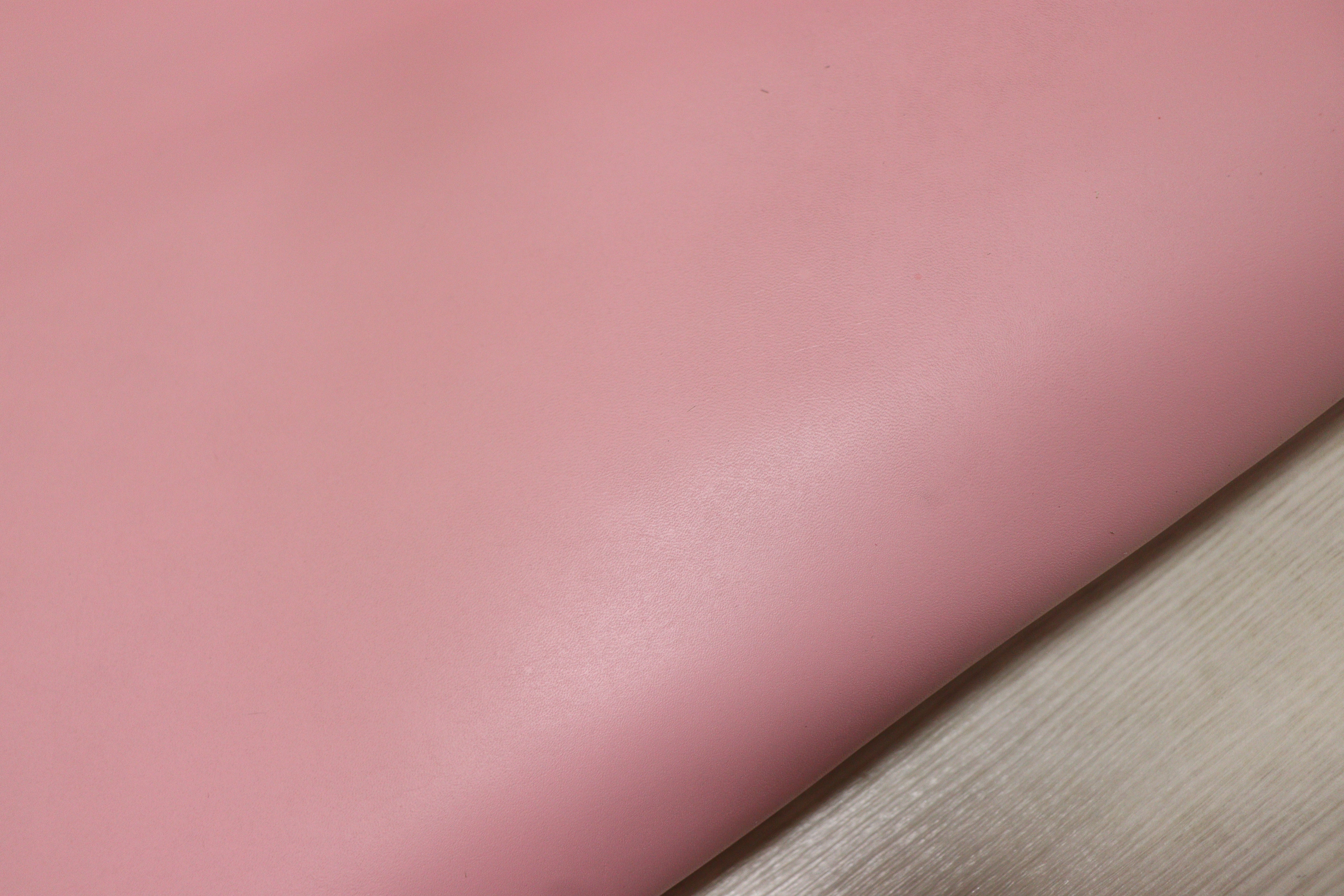 ds28円！新入荷！顔料仕上げ ピンク ハギレ 130ds – 【レザークラフト