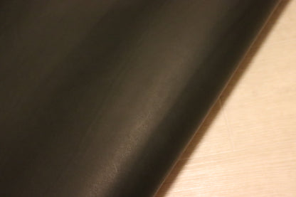 ds60円！新入荷！イタリアンレザー　スムース加工　ヌメ革　ブラック　174ds