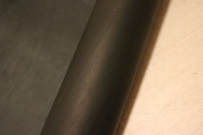 ds60円！新入荷！イタリアンレザー　スムース加工　ヌメ革　ブラック　174ds