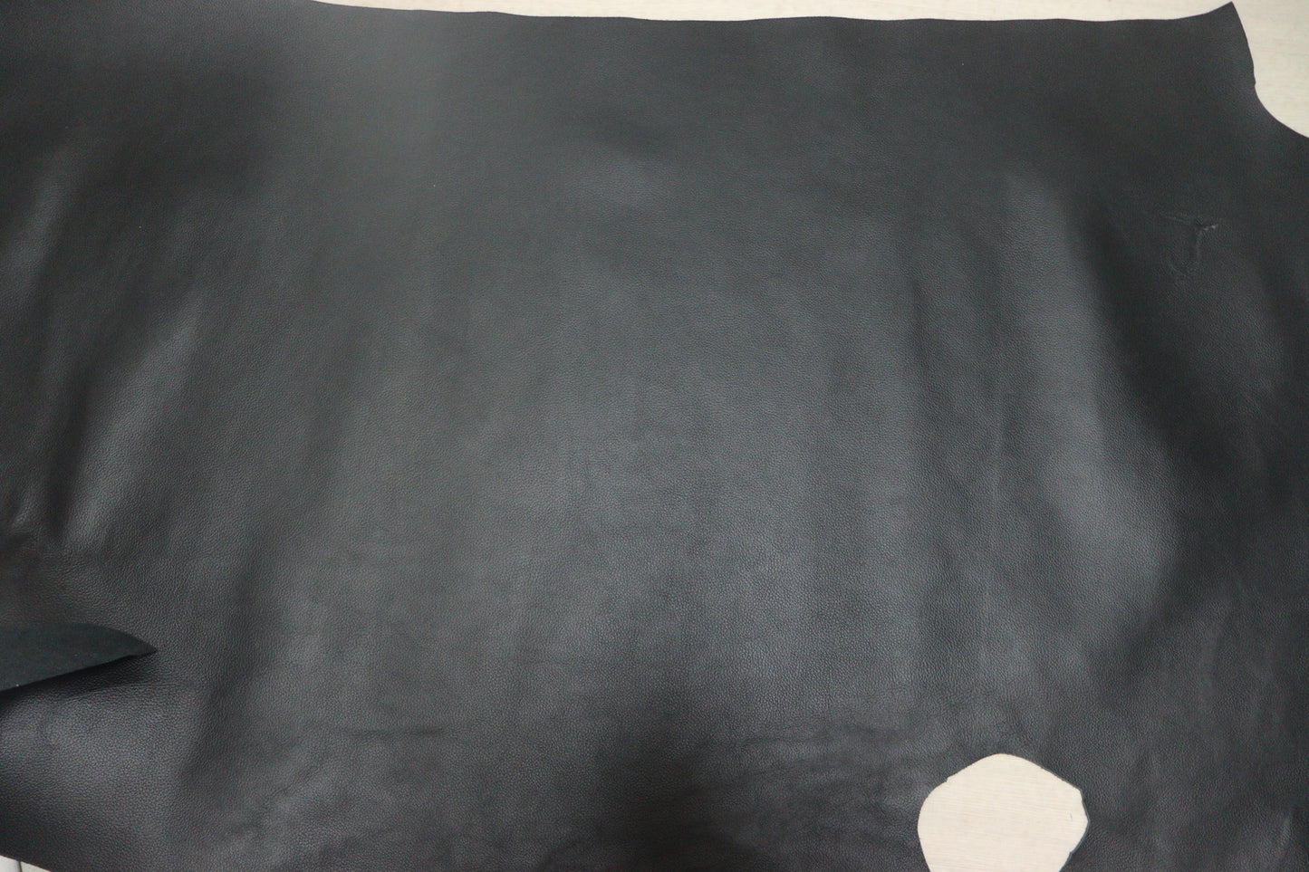 ds25円！新入荷！やや訳あり　顔料仕上げ　シボ型押し　ブラック　220ds