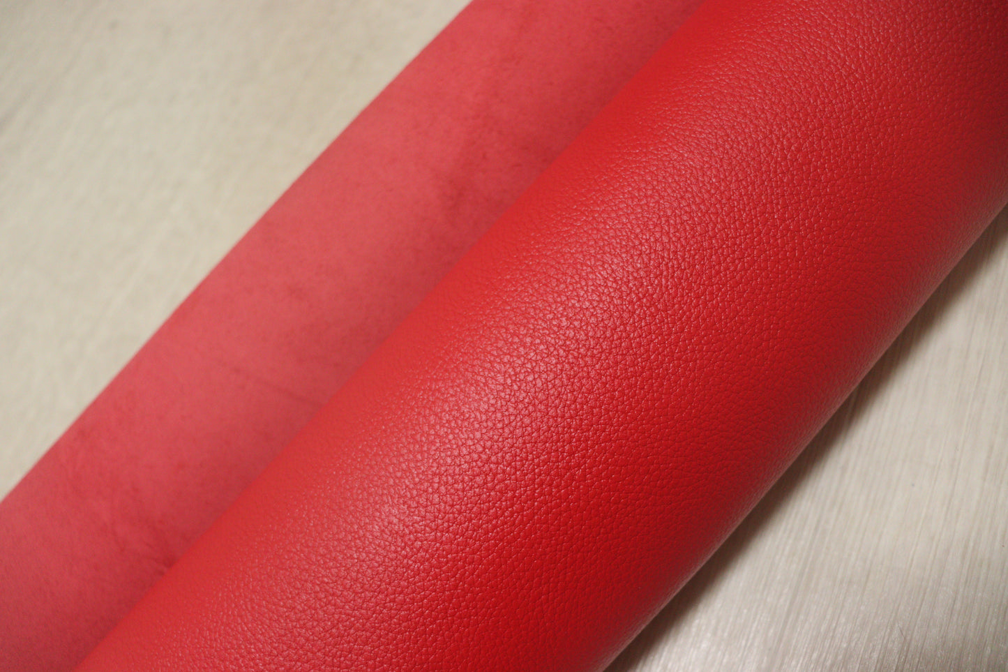 ds28円！新入荷！顔料仕上げ　シボ型押し　レッド　220ds