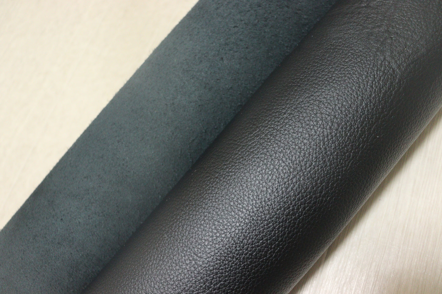 ds25円！新入荷！ブラック　シボ型押し　顔料仕上げ　190ds