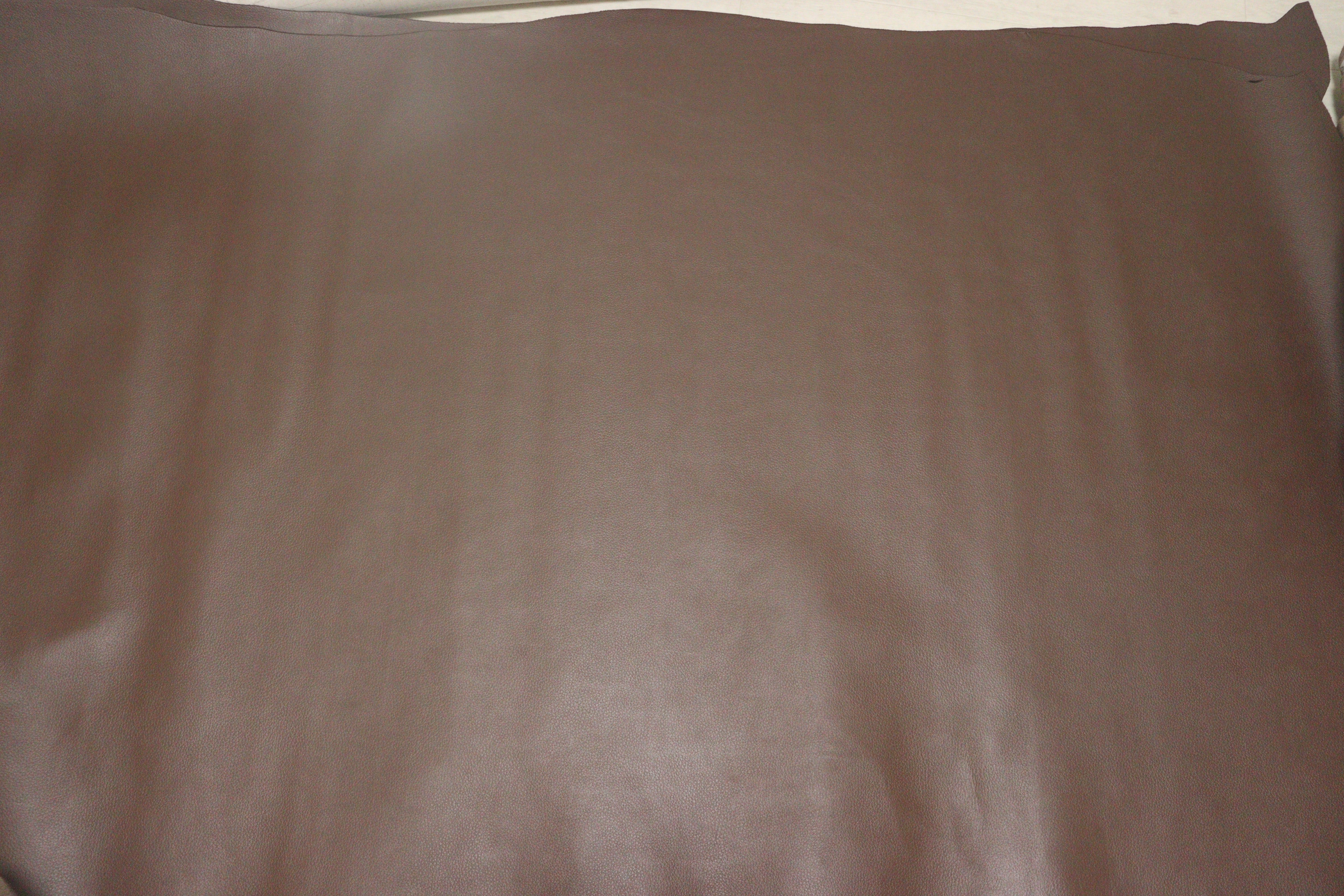 ds28円！新入荷！チョコブラウン シボ型押し 顔料仕上げ 250ds