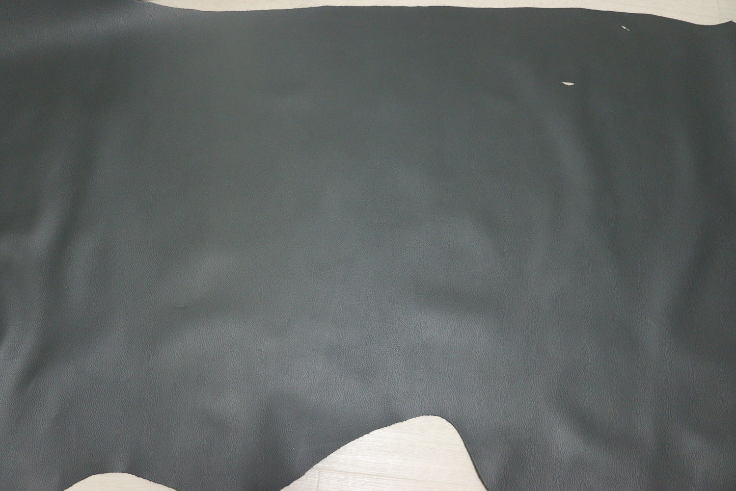 ds28円！新入荷！顔料仕上げ　アッシュグレー　シボ型押し　240ds