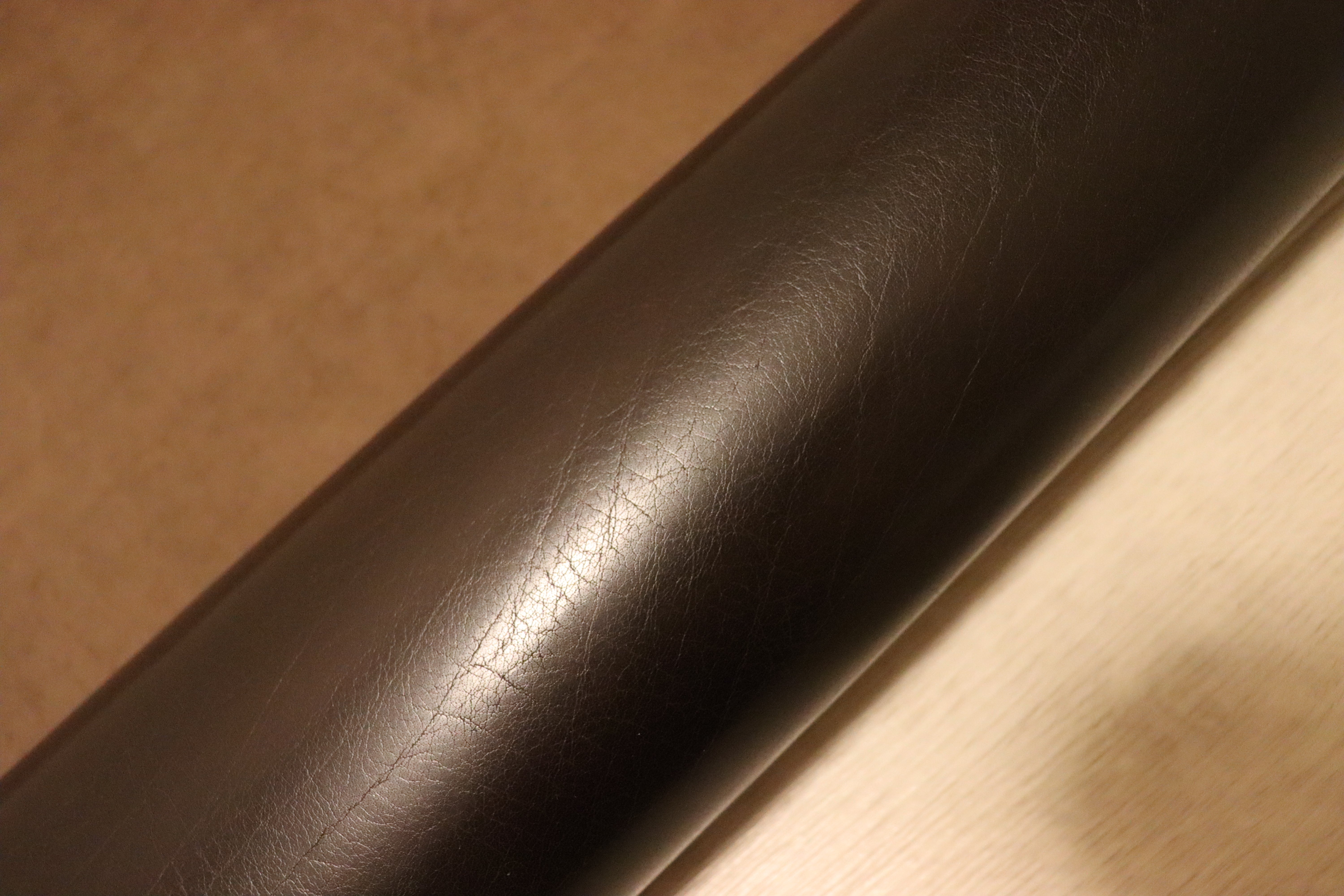 種類から選ぶ > バッファロー革 – 【レザークラフト用革材料専門