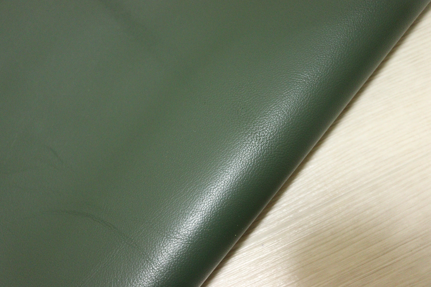 DS30円！新入荷！シュリンク加工　ヤギ　ダークグリーン　95DS
