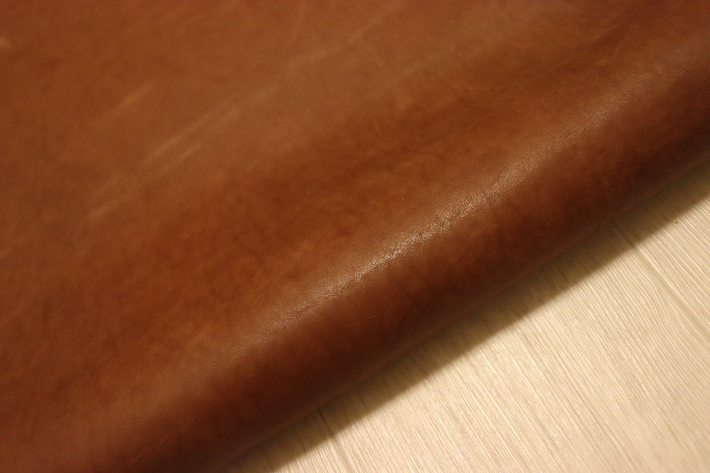 ds55円！新入荷！CONCERIA 800社　マロンブラウン　スムース加工　ヌメ革　140ds