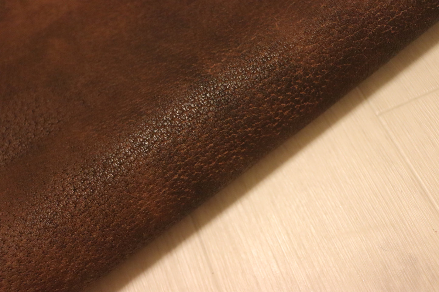 ds25円！新入荷！ヴィンテージ　ヌメ革　豚革　110ds
