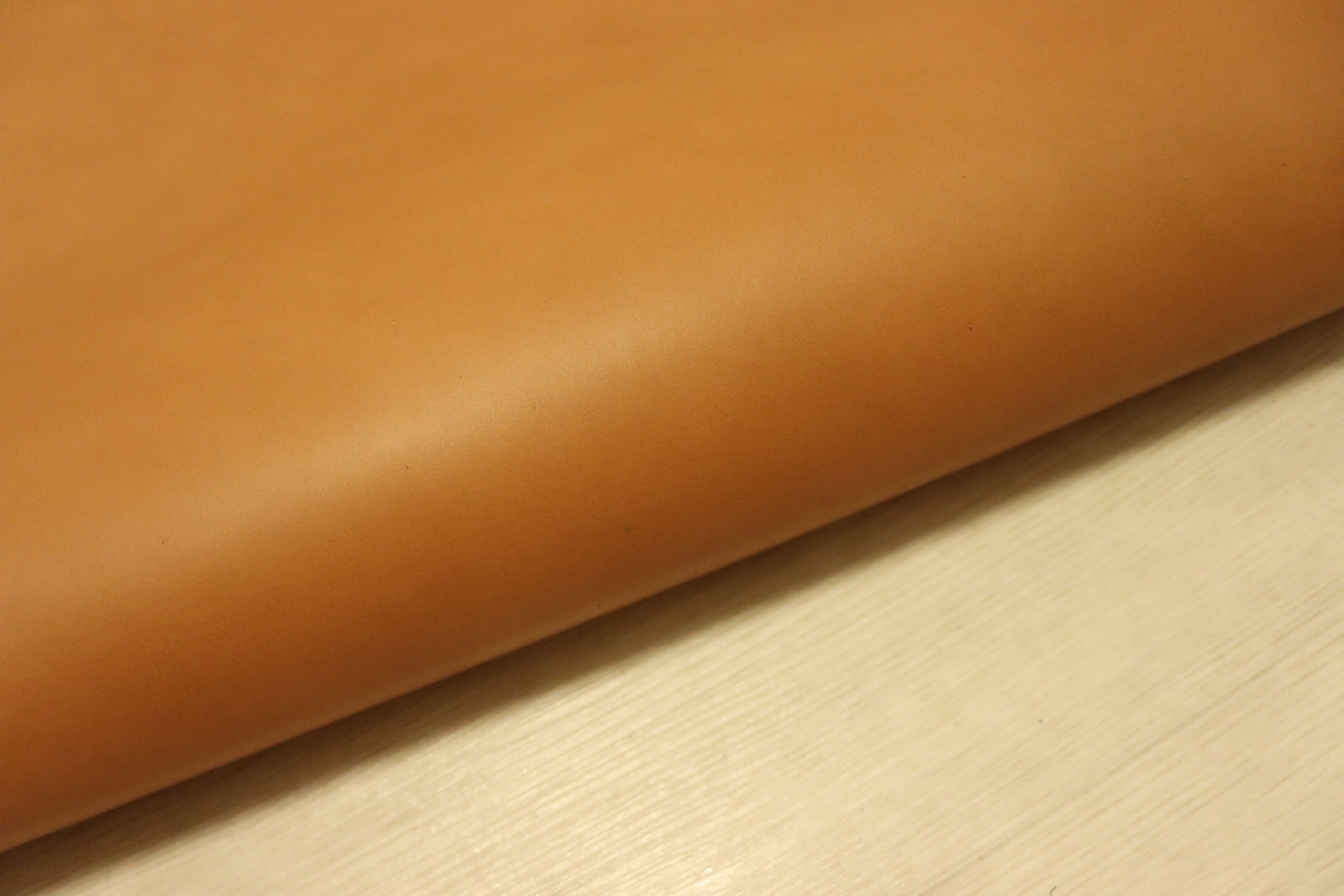 ds75円！新入荷！トスカーナ　オイルヌメ 　ショルダー　イエローキャメル　142ds
