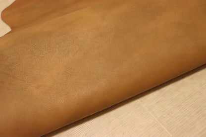 ds60円！新入荷！CONCERIA 800社　ナチュラルブラウン　ムラ染加工　ヌメ革　132ds