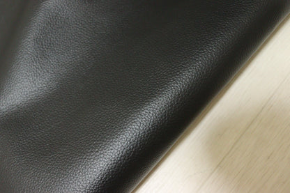 ds28円！新入荷！イタリアンレザー　顔料仕上げ　ブラック　シボ型押し　308ds