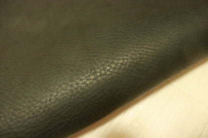 ds75円！新入荷！上質！ディア調シュリンク加工　ショルダー　ブラック　オイルヌメ　155ds