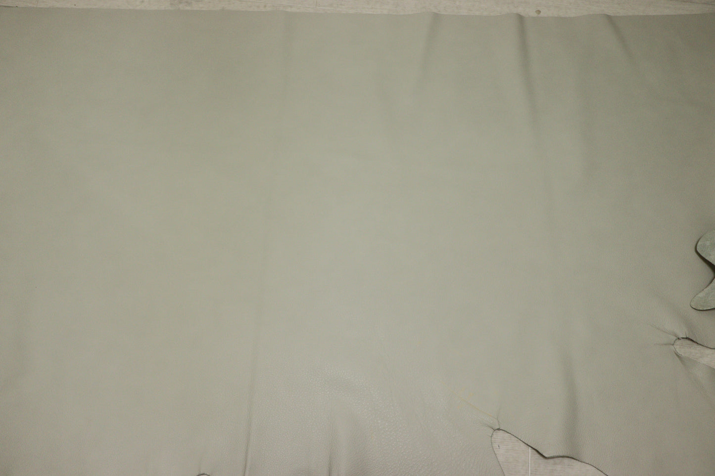 ds30円！新入荷！イタリアンレザー　もちもち　 アイボリー　シュリンク加工　248ds